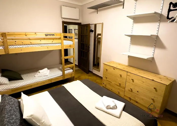 Offline House 50m Dalle Spiagge - A/c Варацце